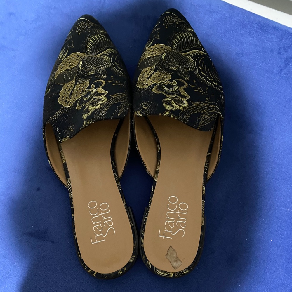 Black and gold mules